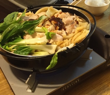 鶏胸肉と青梗菜の味噌煮込み鍋